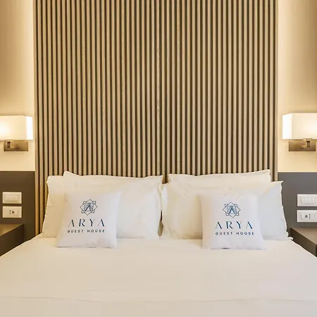 Arya 4*