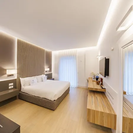 Arya Guest house *